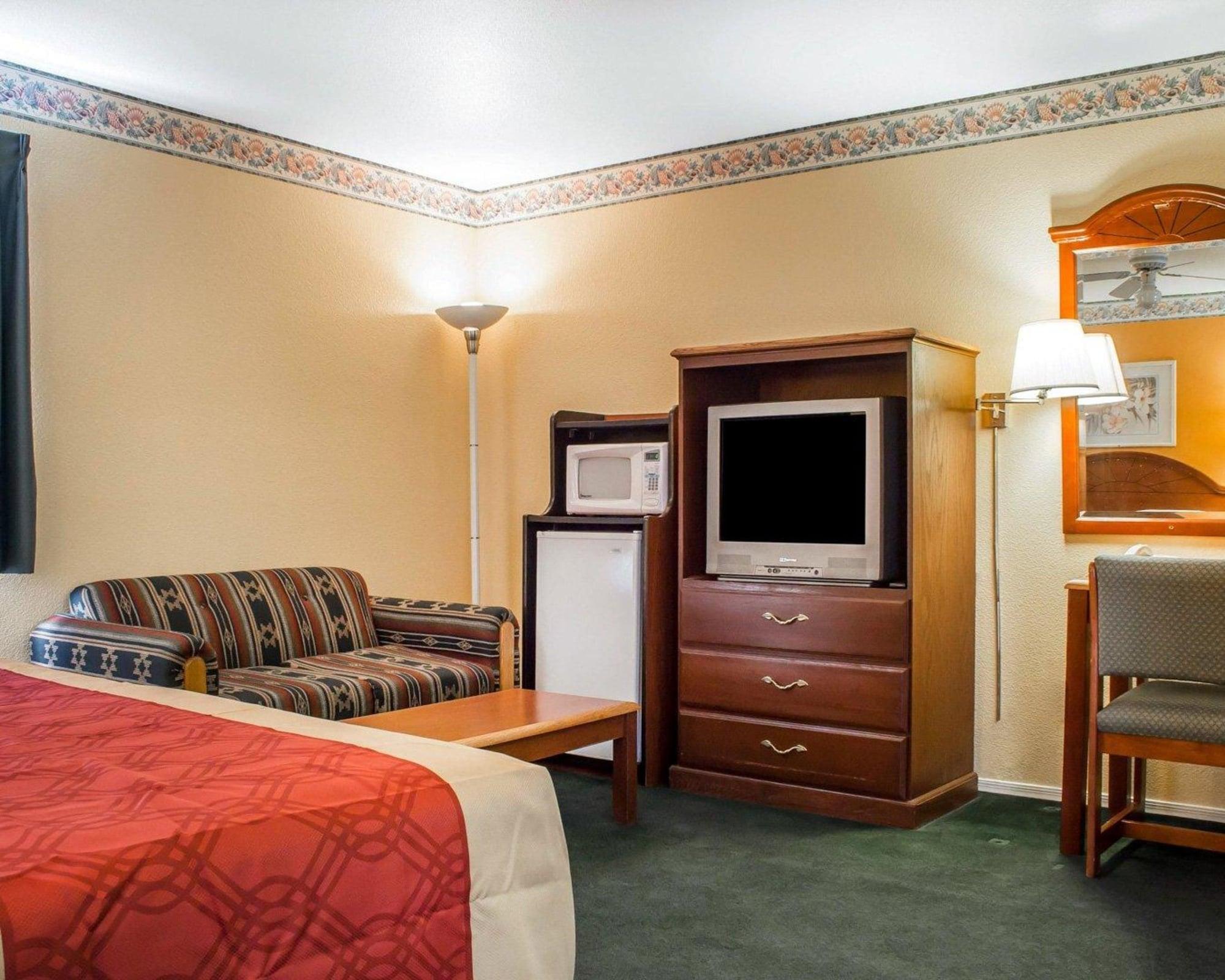 Travelodge By Wyndham Kingman Ngoại thất bức ảnh