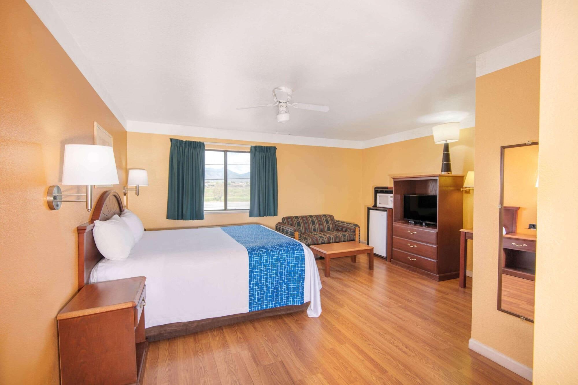 Travelodge By Wyndham Kingman Ngoại thất bức ảnh