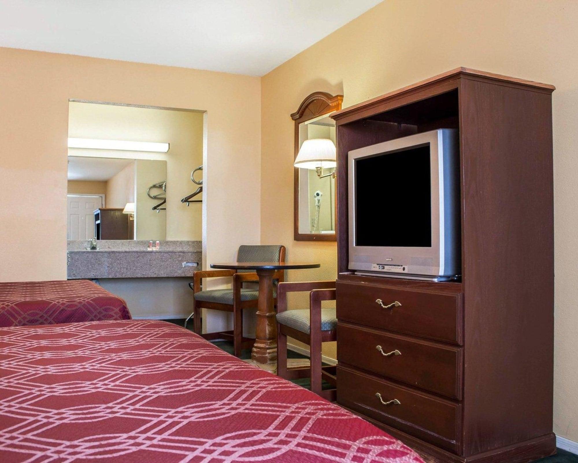 Travelodge By Wyndham Kingman Ngoại thất bức ảnh