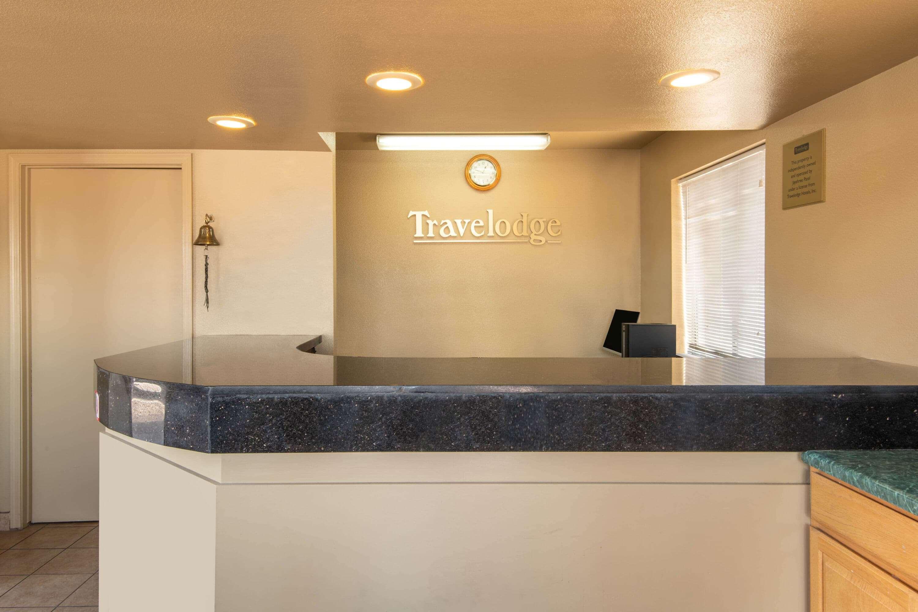 Travelodge By Wyndham Kingman Ngoại thất bức ảnh