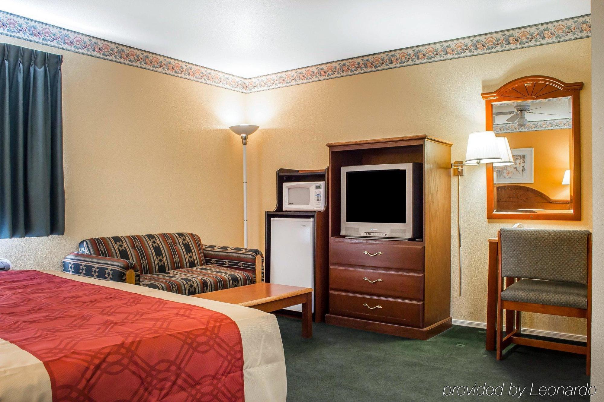 Travelodge By Wyndham Kingman Ngoại thất bức ảnh