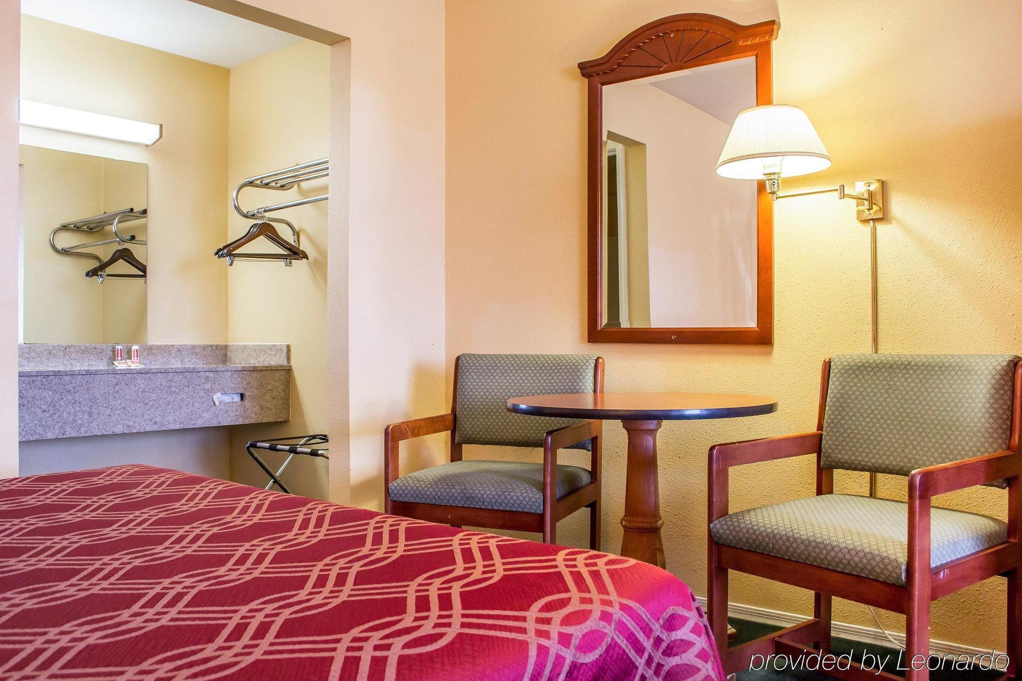 Travelodge By Wyndham Kingman Ngoại thất bức ảnh