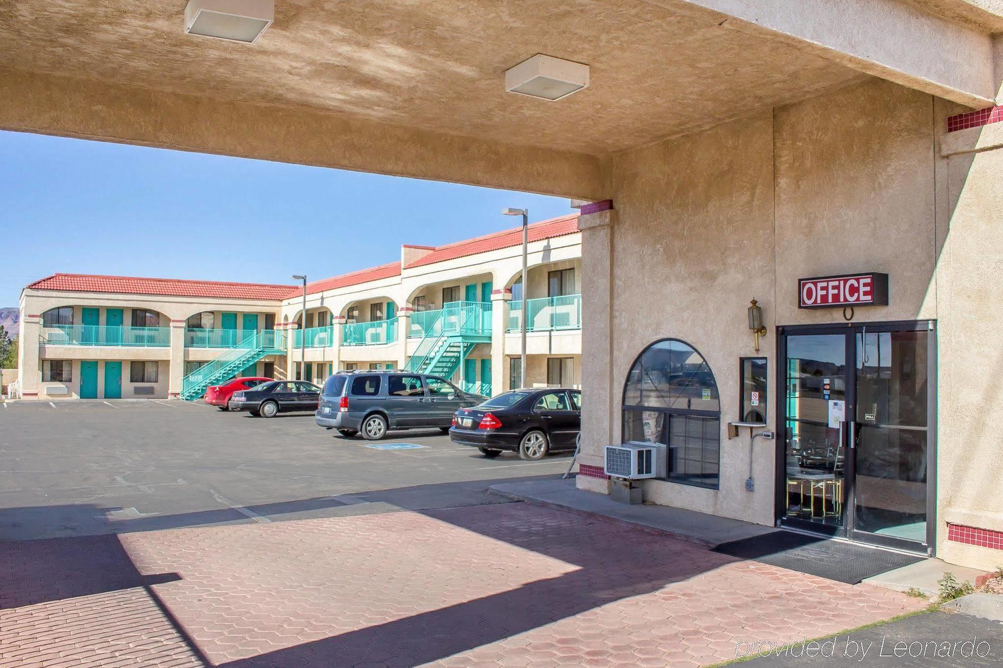 Travelodge By Wyndham Kingman Ngoại thất bức ảnh